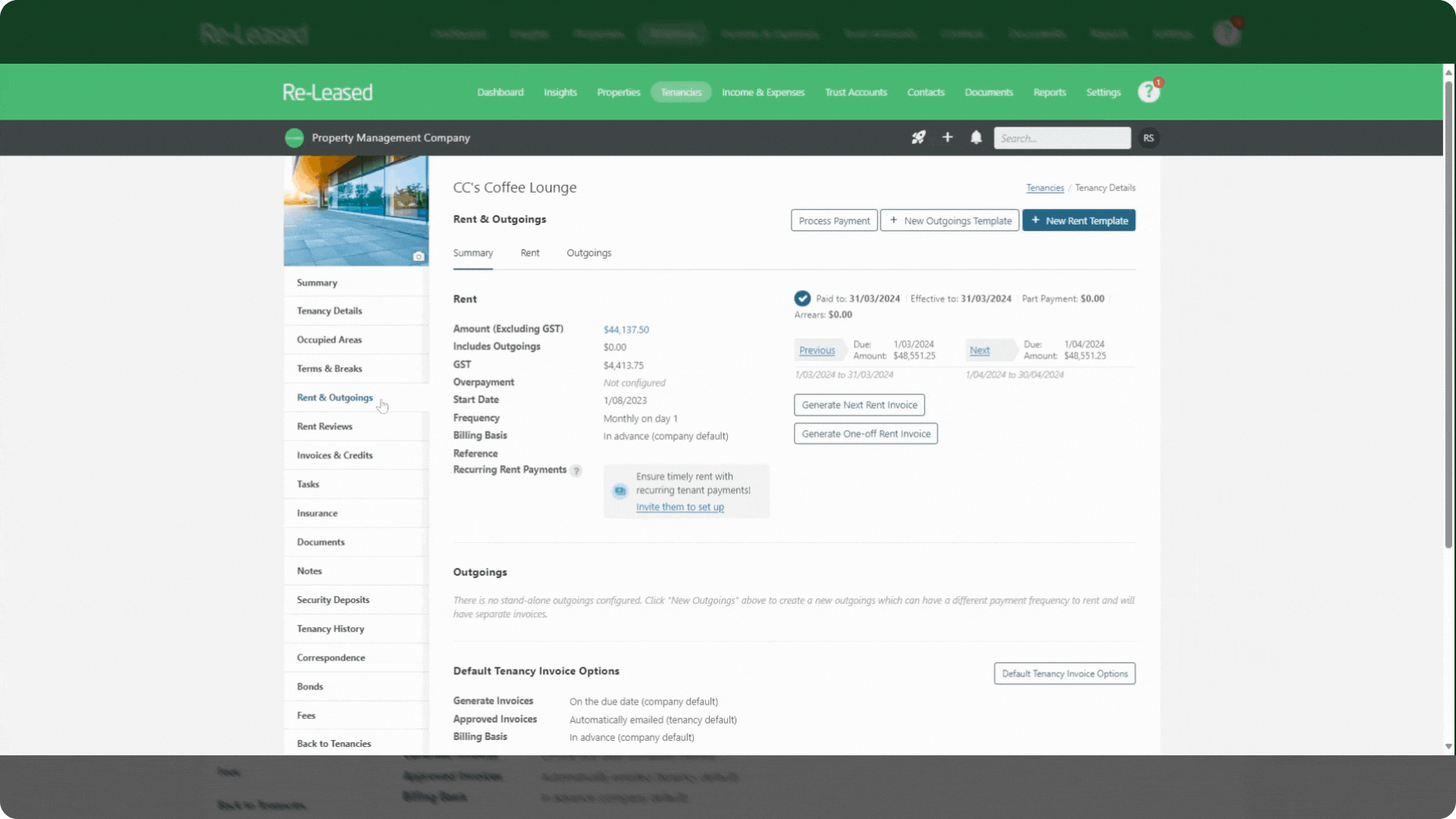 Copy of HelpCentre_Desktop Landscape_Video (33).gif