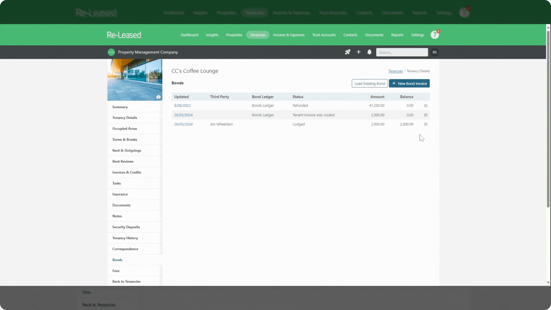 Copy of HelpCentre_Desktop Landscape_Video (35).gif