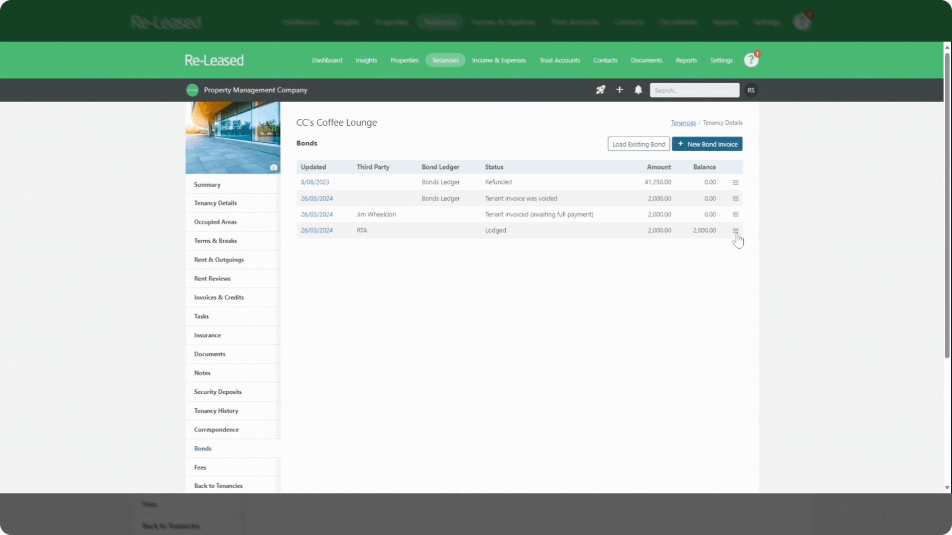 Copy of HelpCentre_Desktop Landscape_Video (36).gif