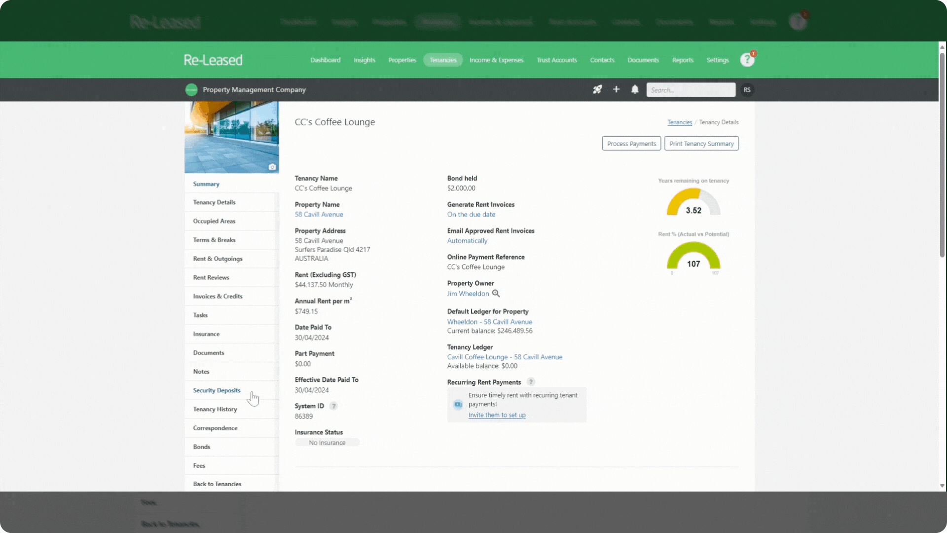 Copy of HelpCentre_Desktop Landscape_Video (37).gif